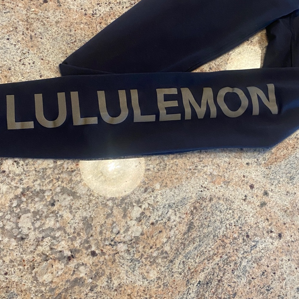 Lululemon Lunar New Year Wunder Under Limited Edition black leggings tights 2 - Picture 2 of 6